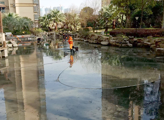 桃城景观池淤泥清理